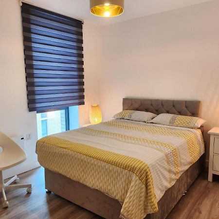 Lovely Luxury Apartment Near Luton Airport 801 מראה חיצוני תמונה