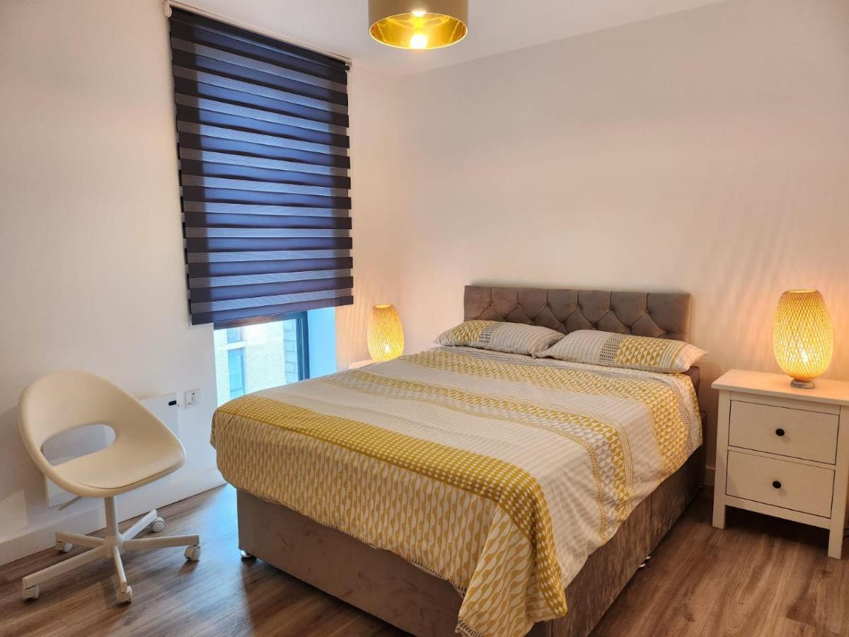Lovely Luxury Apartment Near Luton Airport 801 מראה חיצוני תמונה