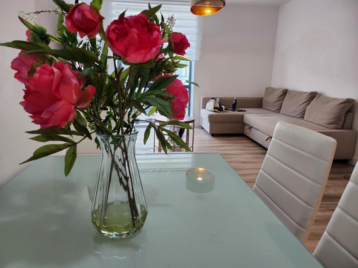 Lovely Luxury Apartment Near Luton Airport 801 מראה חיצוני תמונה